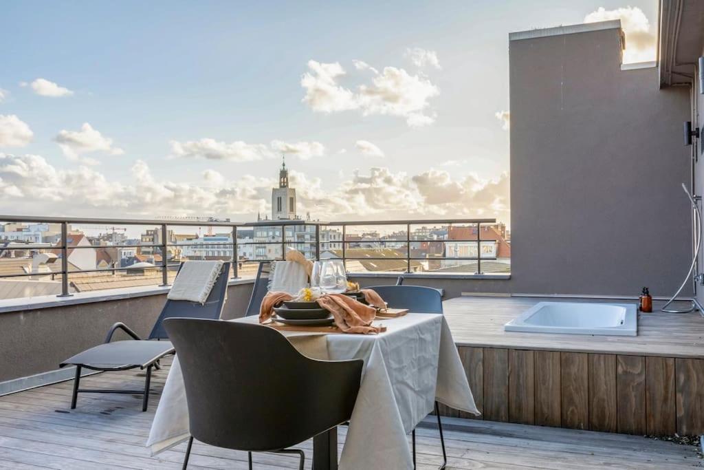 Love Nest - Your Cosy Penthouse Ostende Exterior foto